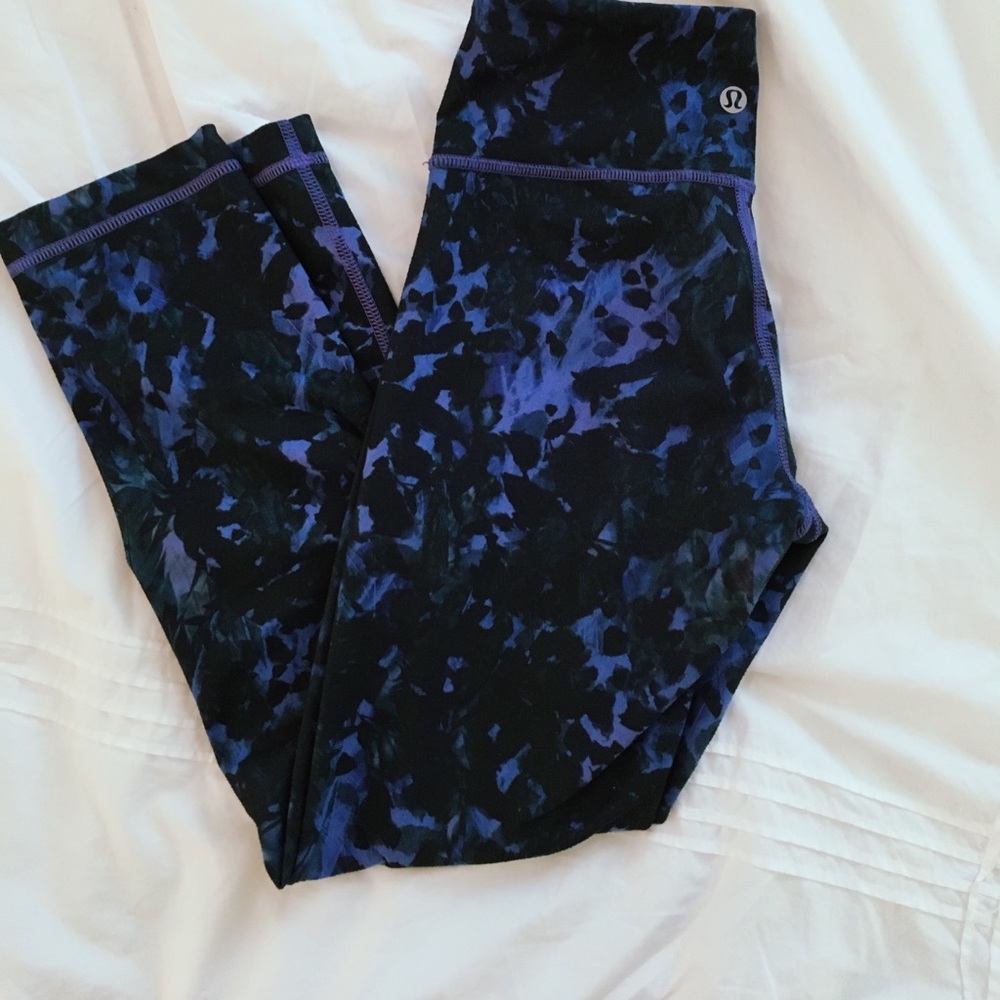 Lululemon wunder under crops!!